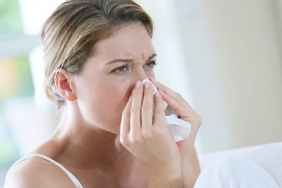 Оксолиновая мазь лечит вирусные конъюктивиты, риниты, герпес, псориаз