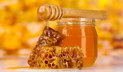 Подходит только тем пациентам, у которых нет аллергии на продукты пчеловодства.