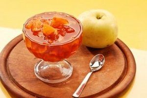 повидло в вазочке